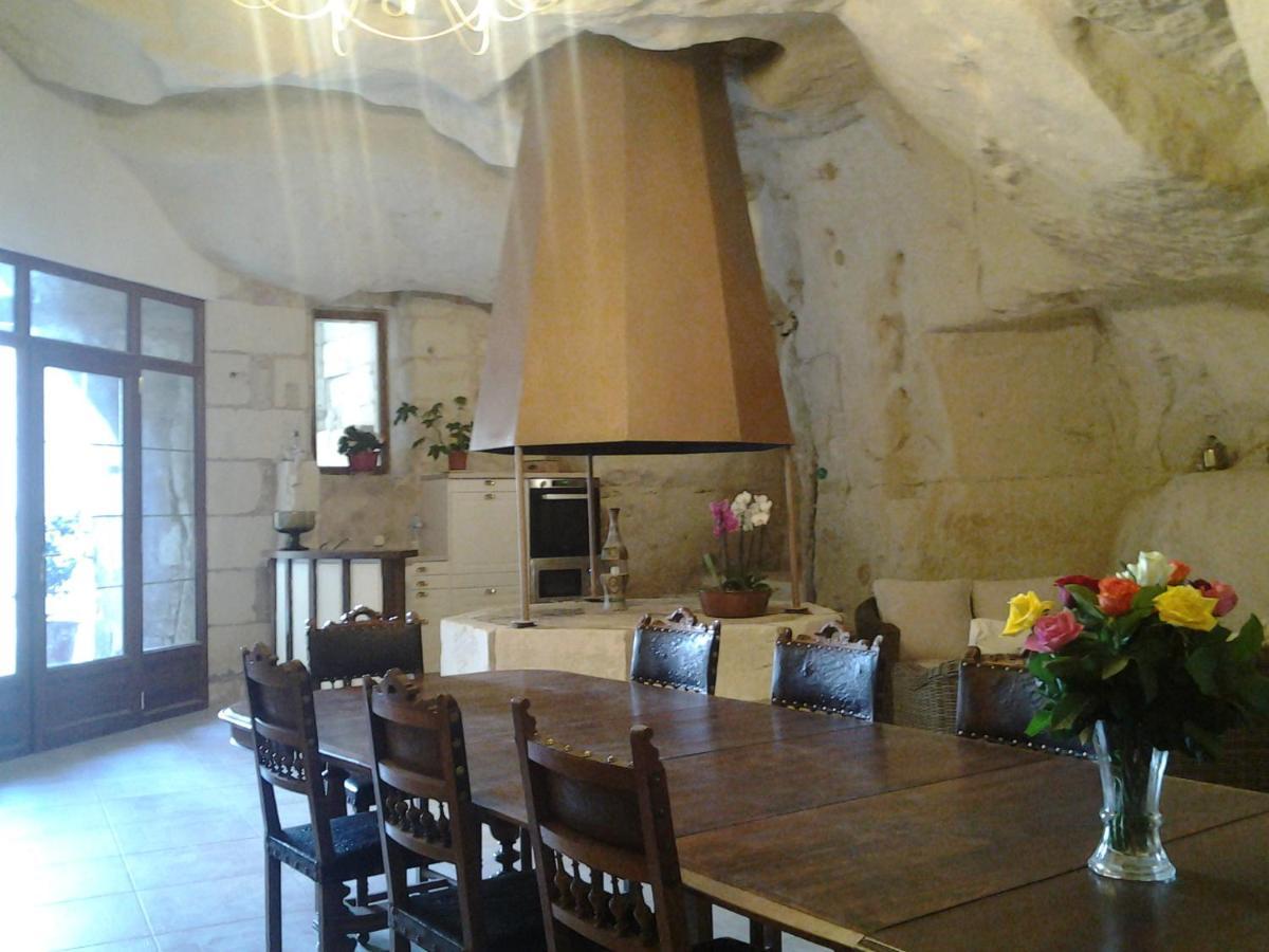 Le Manoir Des Roches Bed & Breakfast Bourre Exterior photo